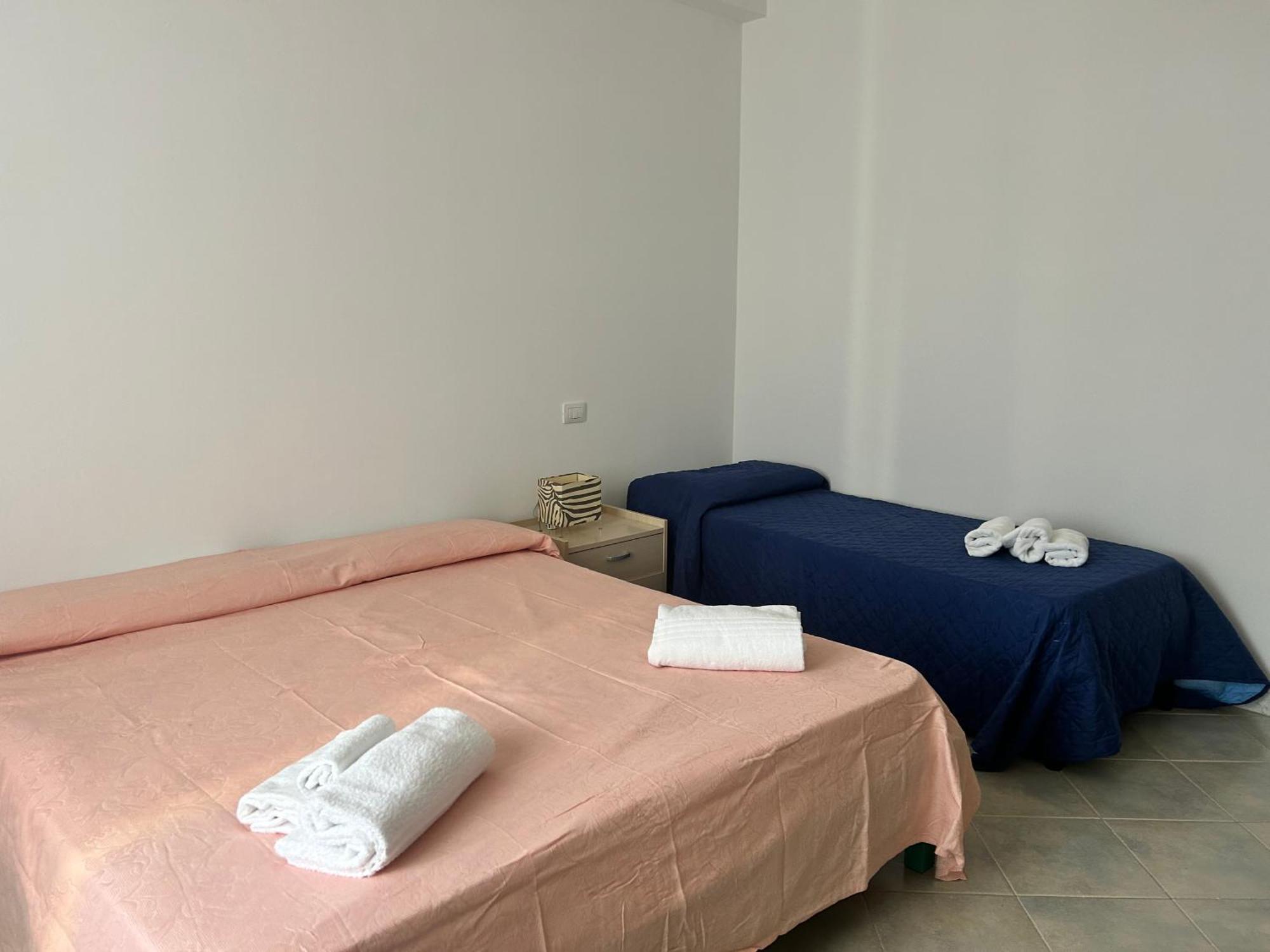 Su Nuraghe Hotel SantʼAnna Arresi Buitenkant foto