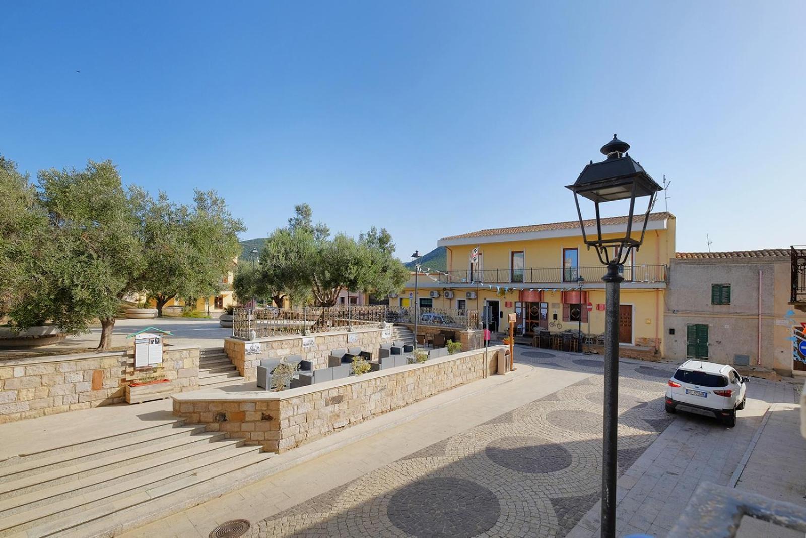 Su Nuraghe Hotel SantʼAnna Arresi Buitenkant foto