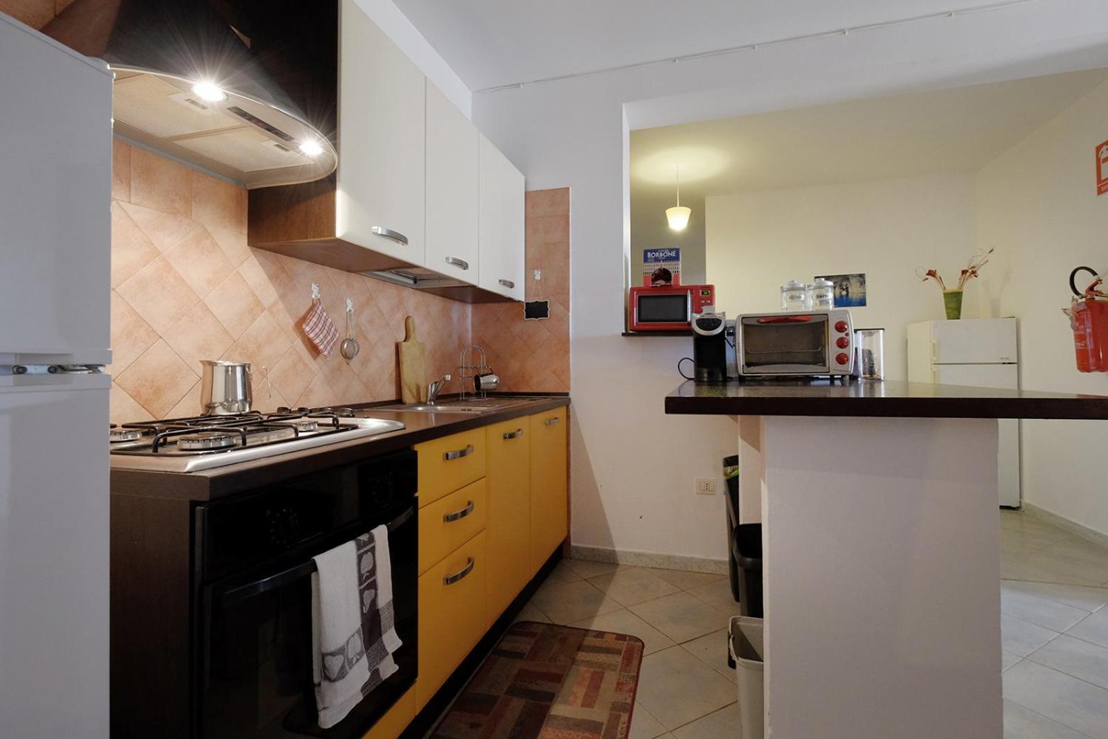 Su Nuraghe Hotel SantʼAnna Arresi Buitenkant foto