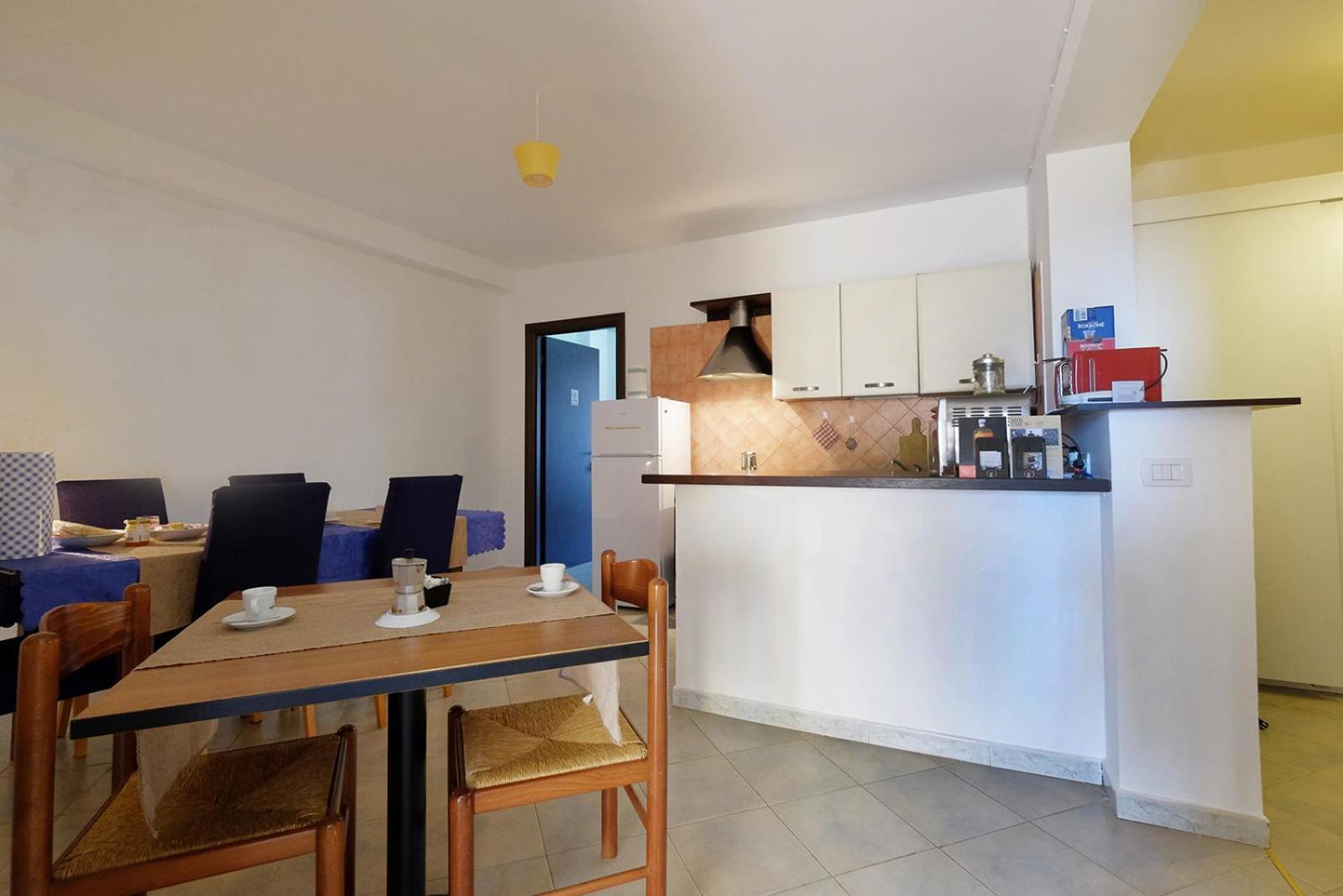 Su Nuraghe Hotel SantʼAnna Arresi Buitenkant foto